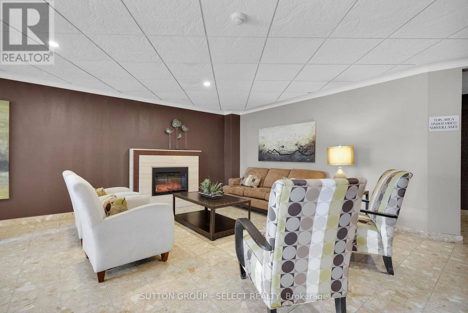 London East (east F), ON N6A2S3,500 Talbot ST #503