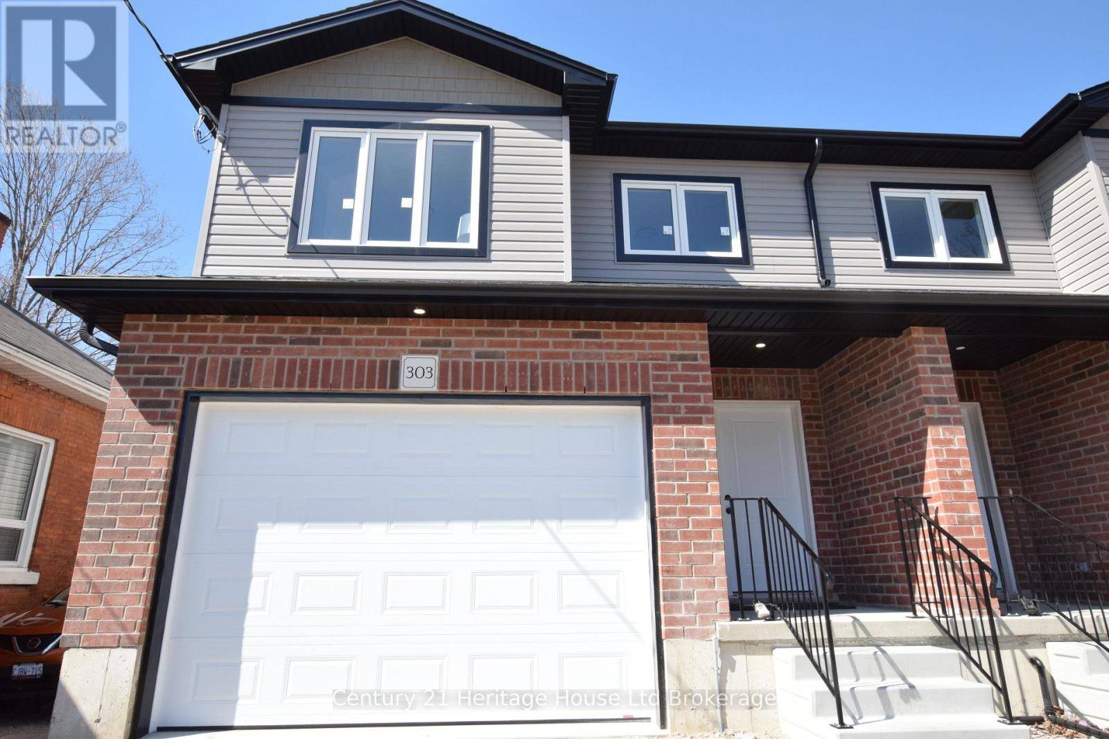Woodstock (woodstock - South), ON N4S1J1,303 SIMCOE STREET