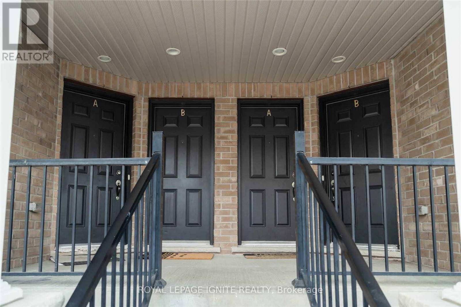 Guelph (victoria North), ON N1E0K4,15 Carere CRES #36B