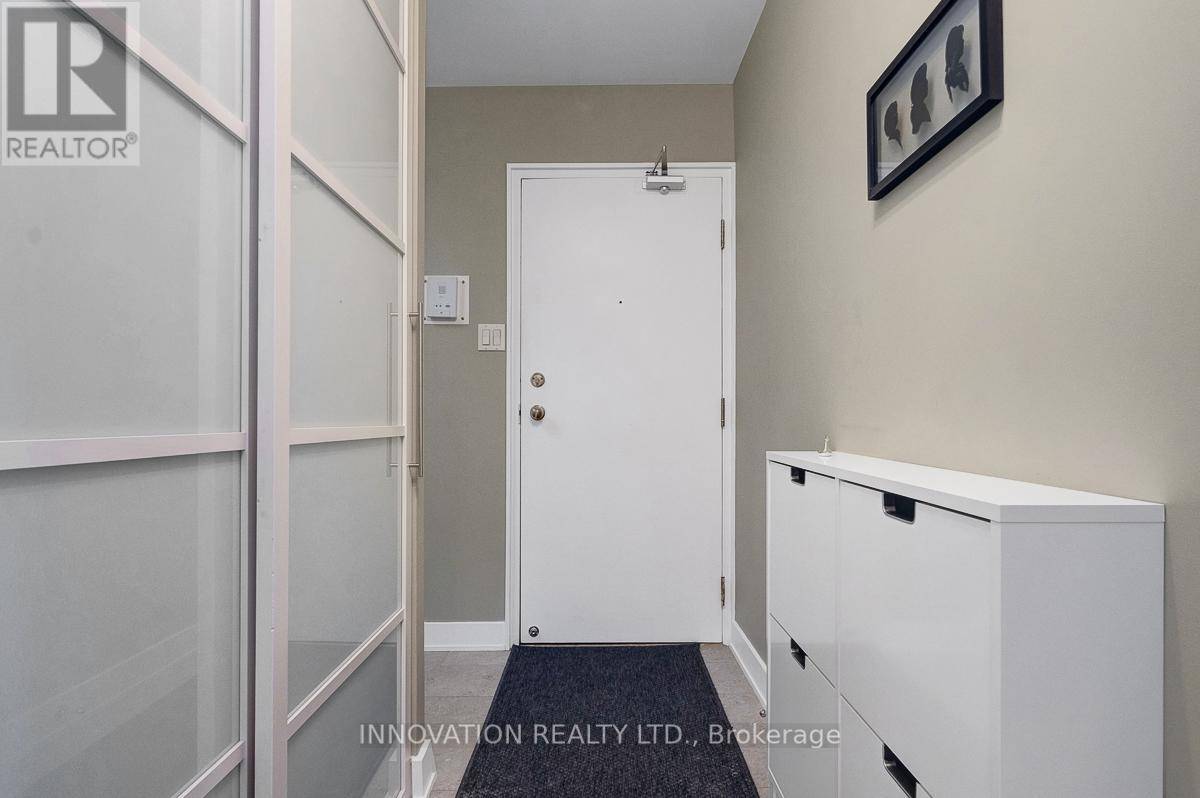 Ottawa, ON K2P0V4,150 Waverley ST #2C