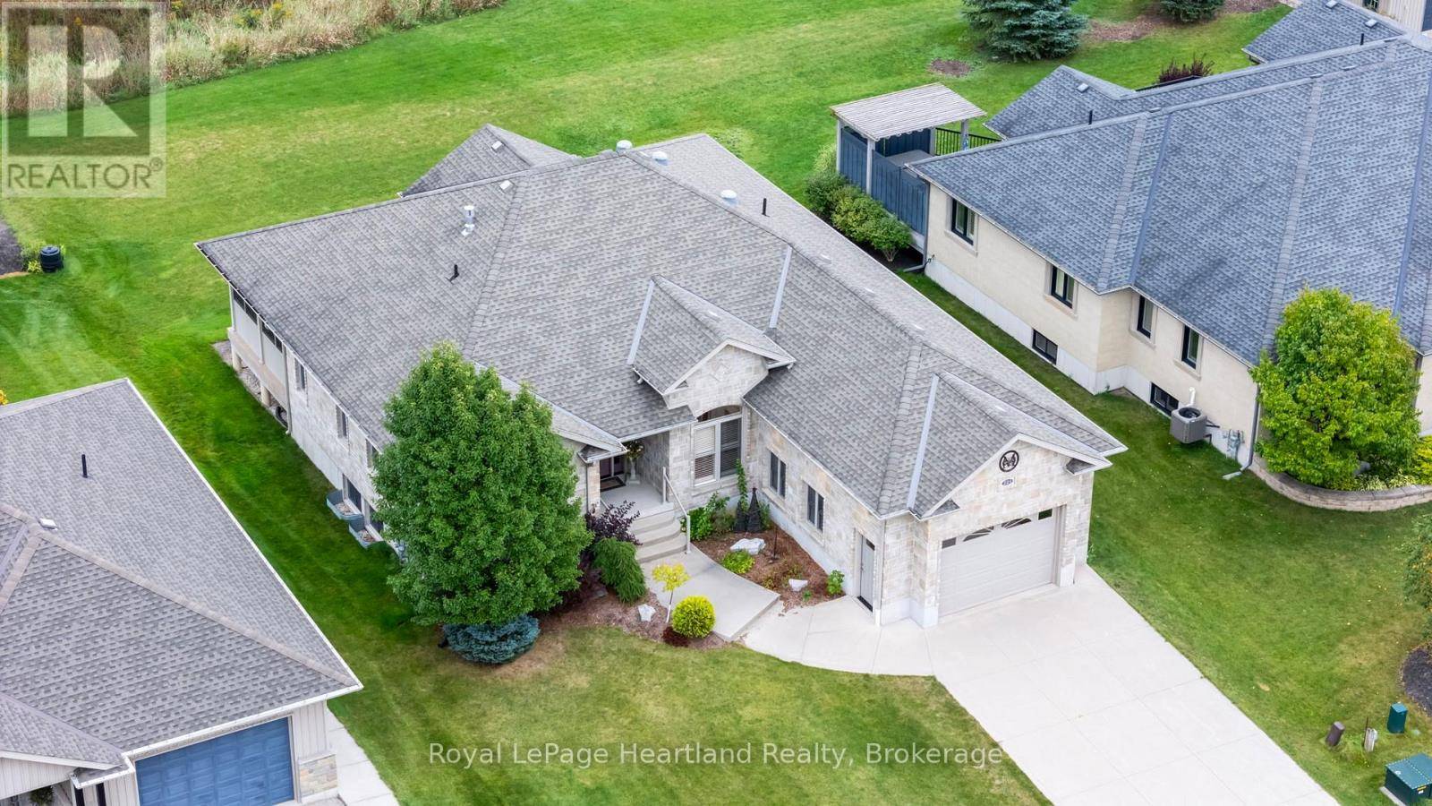 Minto, ON N0G1Z0,221 JOHN STREET
