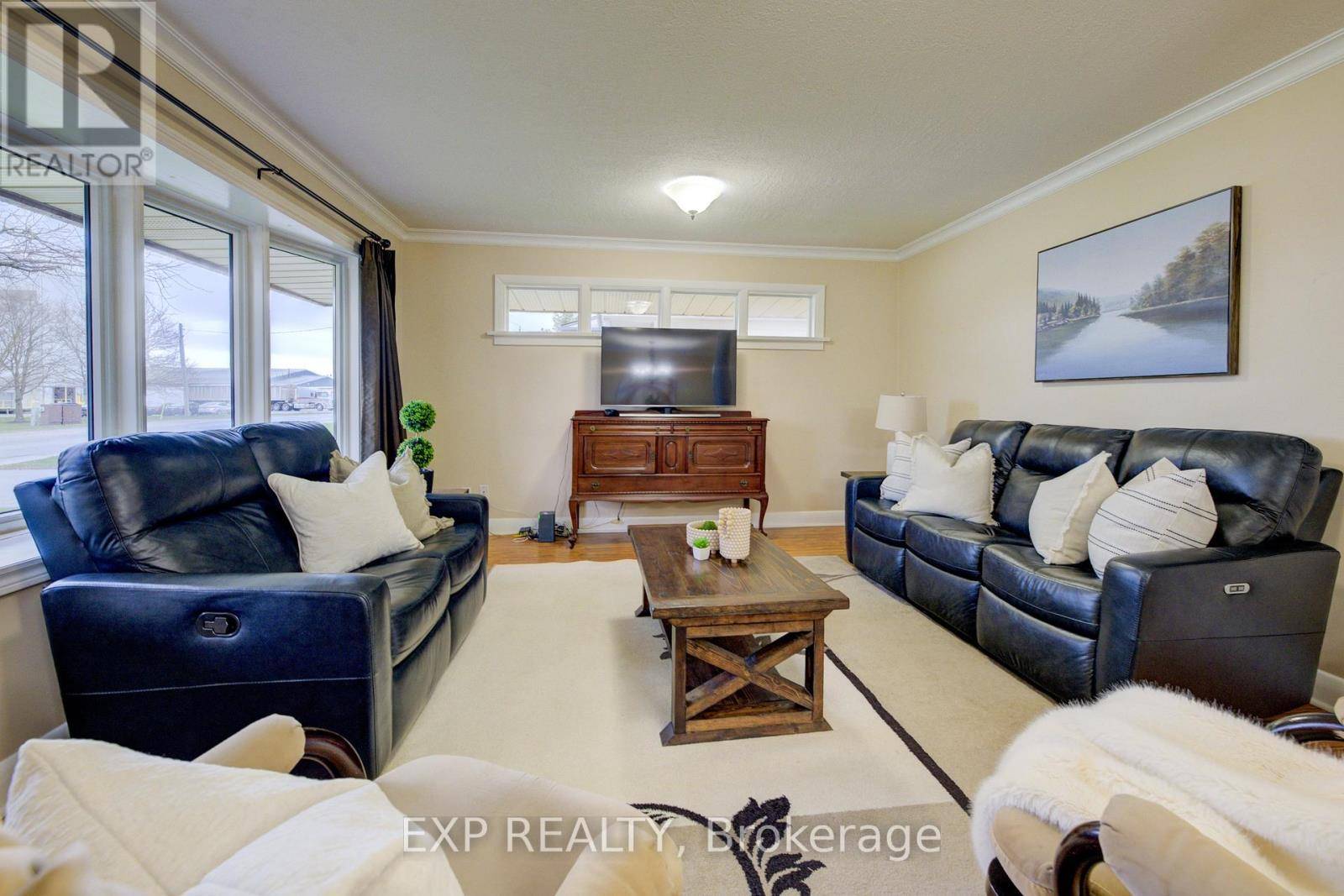 Woolwich, ON N0B1V0,2166 FLORADALE ROAD