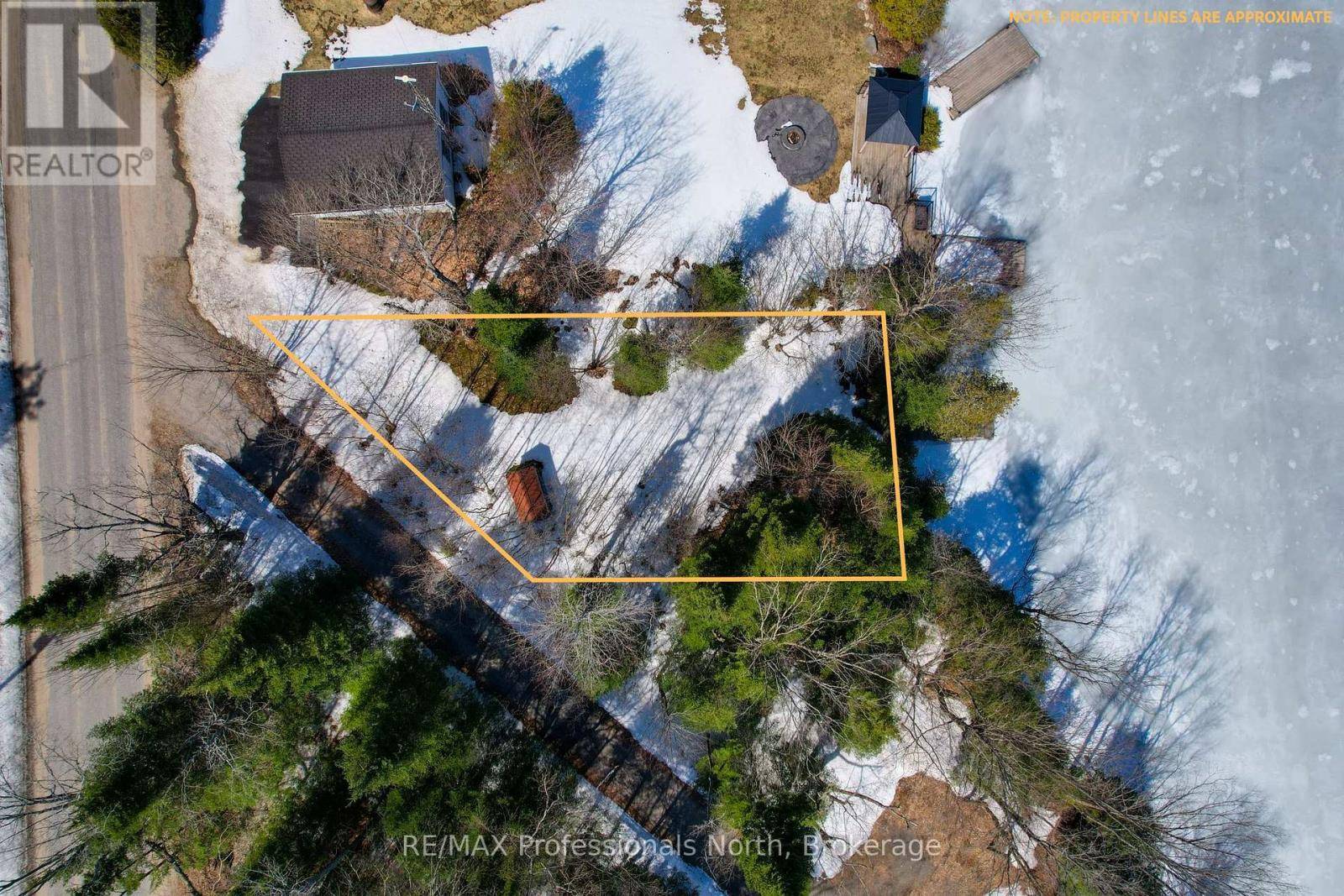 Perry (emsdale), ON P0A1J0,778 BAY LAKE ROAD