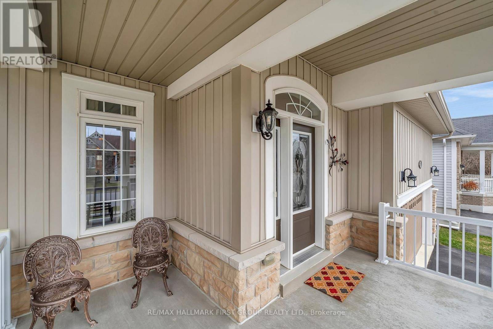 Cobourg, ON K9A0J5,638 ROBINSON DRIVE