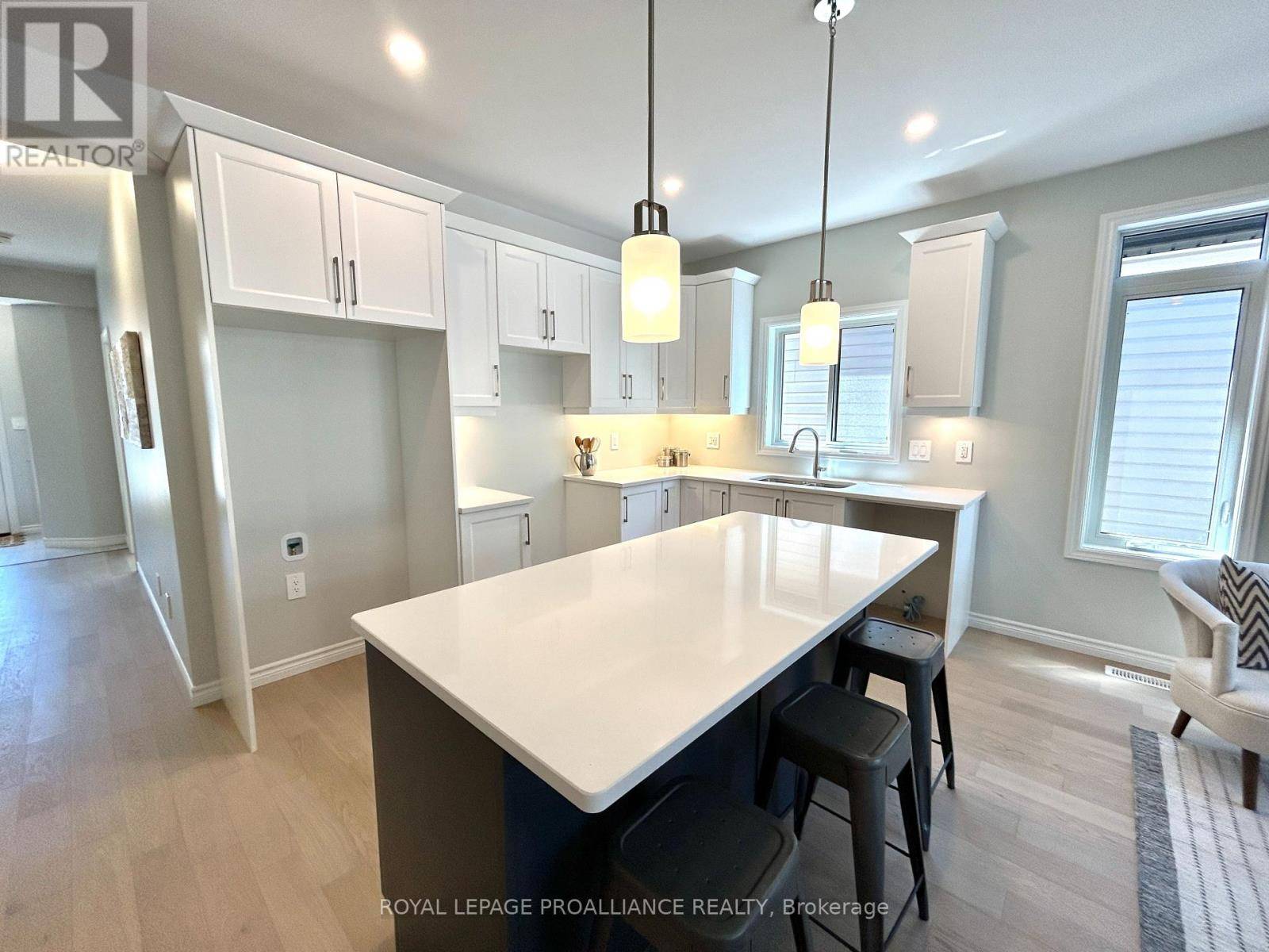 Belleville (thurlow Ward), ON K8N0T1,79 ATHABASKA DRIVE