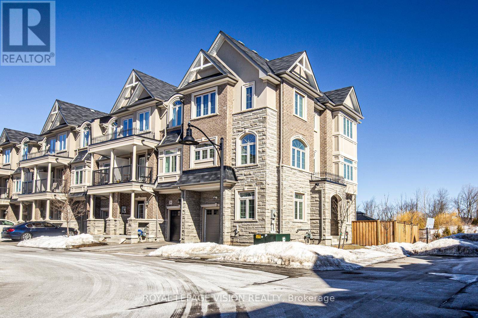 Hamilton (waterdown), ON L8B1W3,54 BORERS CREEK CIRCLE