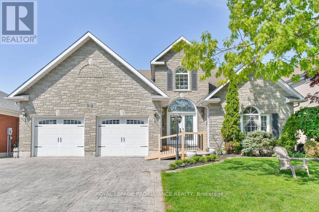 Belleville (belleville Ward), ON K8P5K3,39 GROSVENOR DRIVE