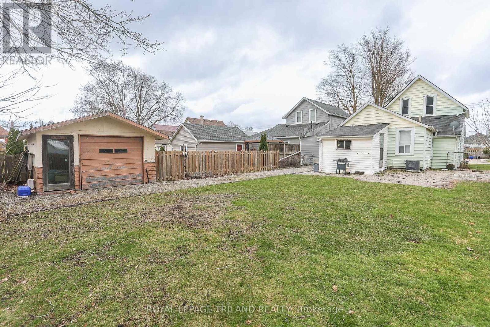 St. Thomas, ON N5P1P8,15 EAGLE STREET