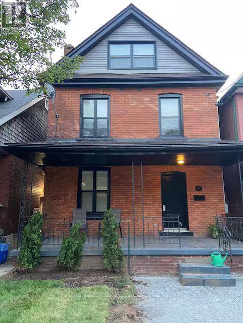 Hamilton (stripley), ON L8L6R4,11 BARNESDALE AVENUE N