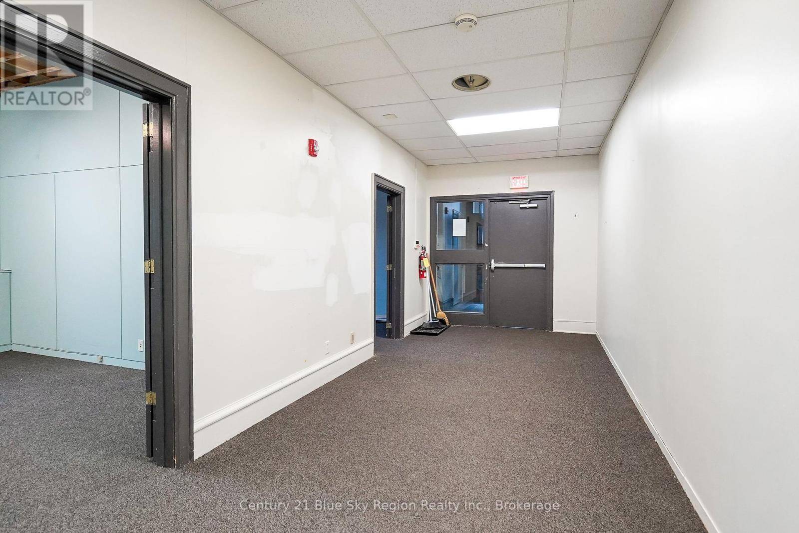 North Bay (central), ON P1B3B8,183 FIRST ST West #Main Floor