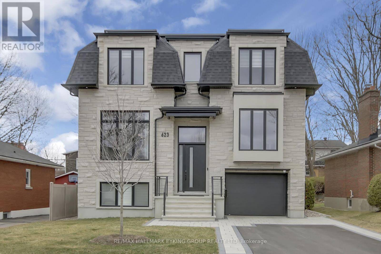 Ottawa, ON K2A3E3,623 ROWANWOOD AVENUE