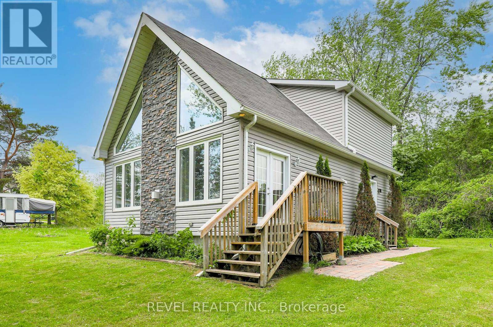Kawartha Lakes (mariposa), ON K0M1C0,128 WAKEFORD ROAD