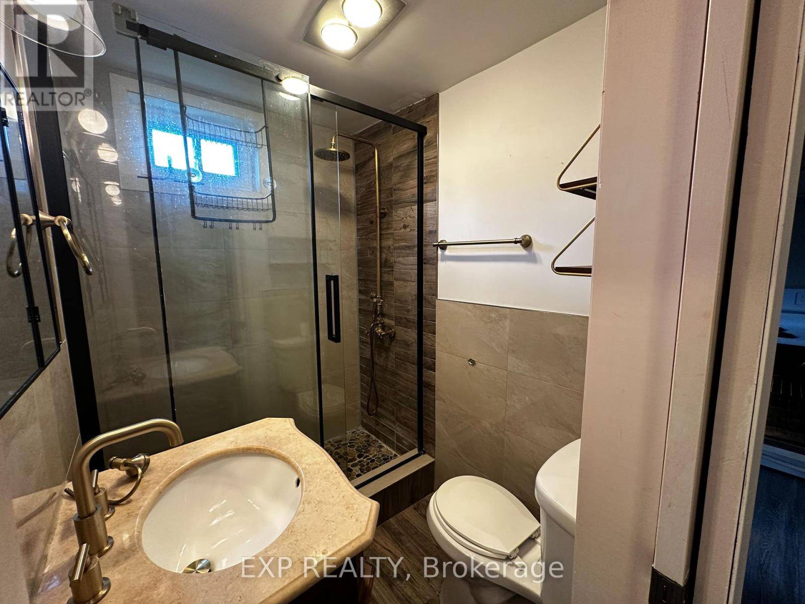 East Luther Grand Valley (grand Valley), ON L9W5N8,24 EMMA STREET N