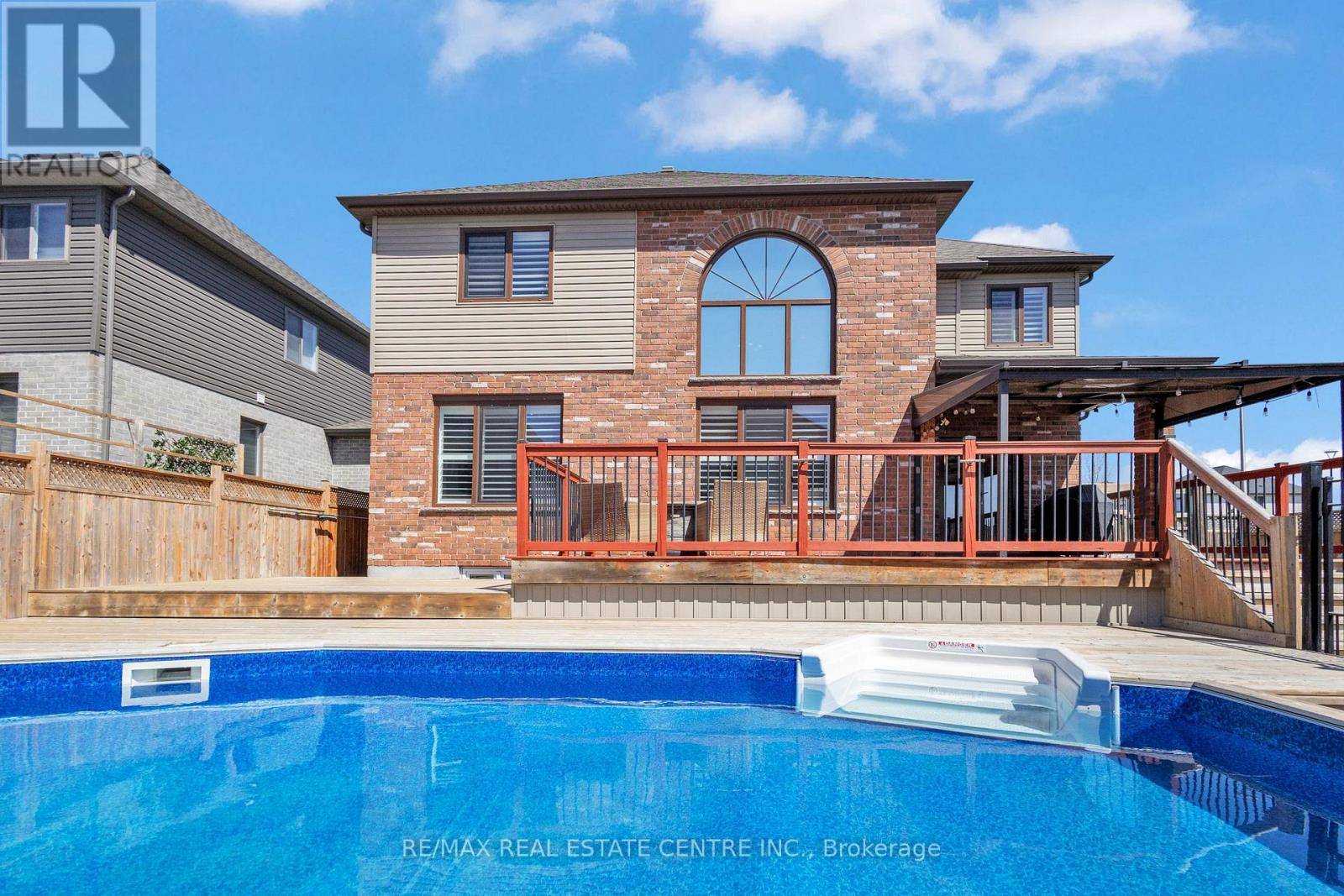 Woodstock (woodstock - North), ON N4T0C6,801 HALIFAX ROAD