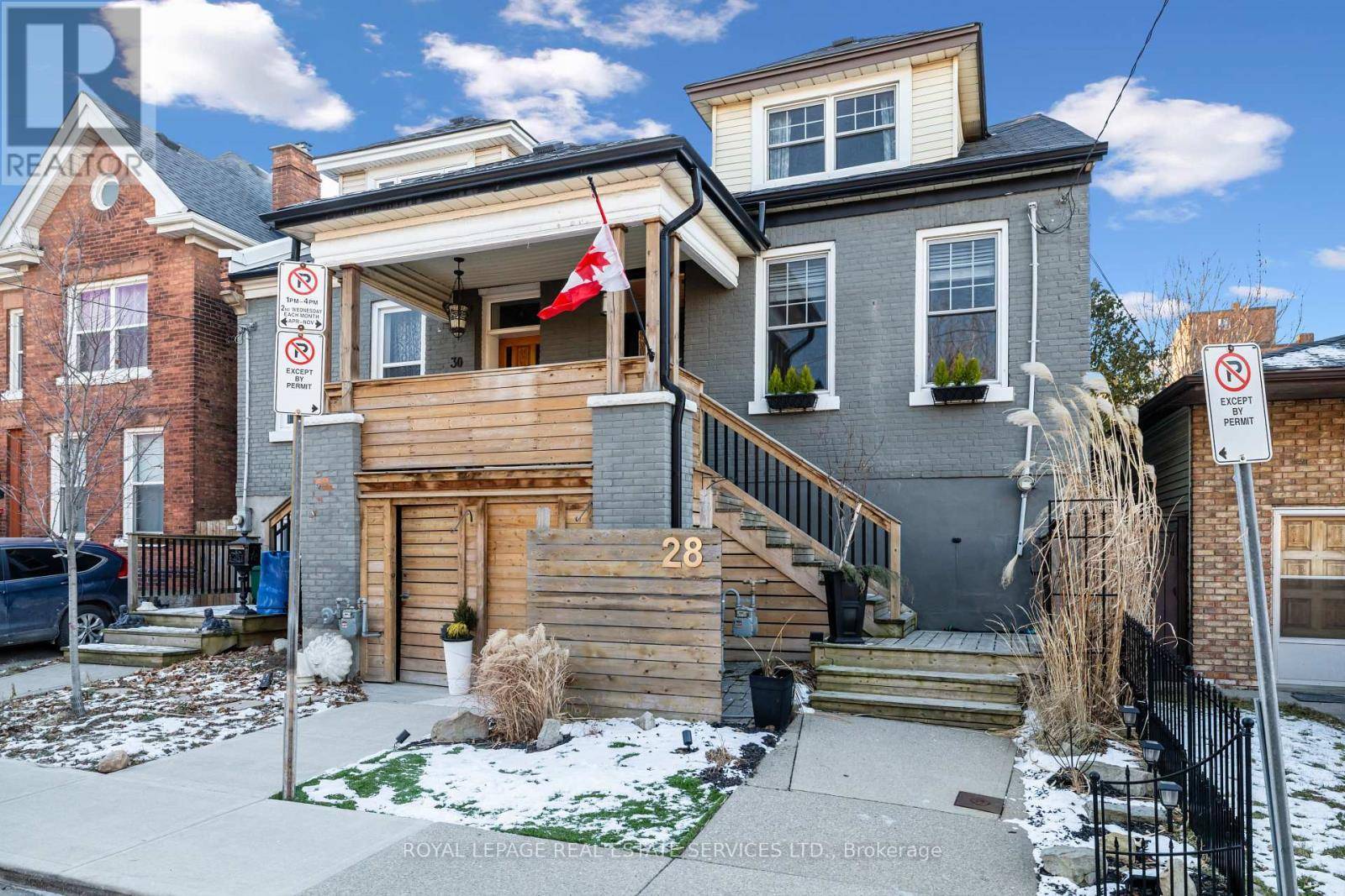Hamilton (corktown), ON L8N1P5,28 Grove ST #Upper