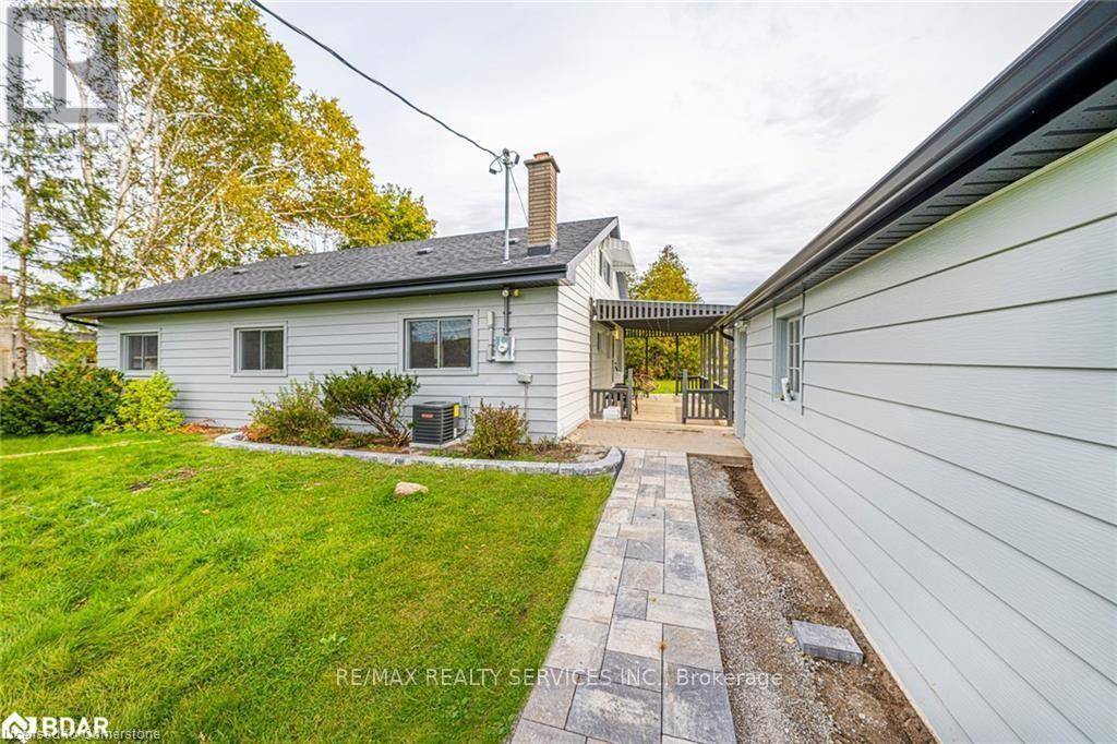 Selwyn, ON K9J6X5,885 GLEN CEDAR DRIVE
