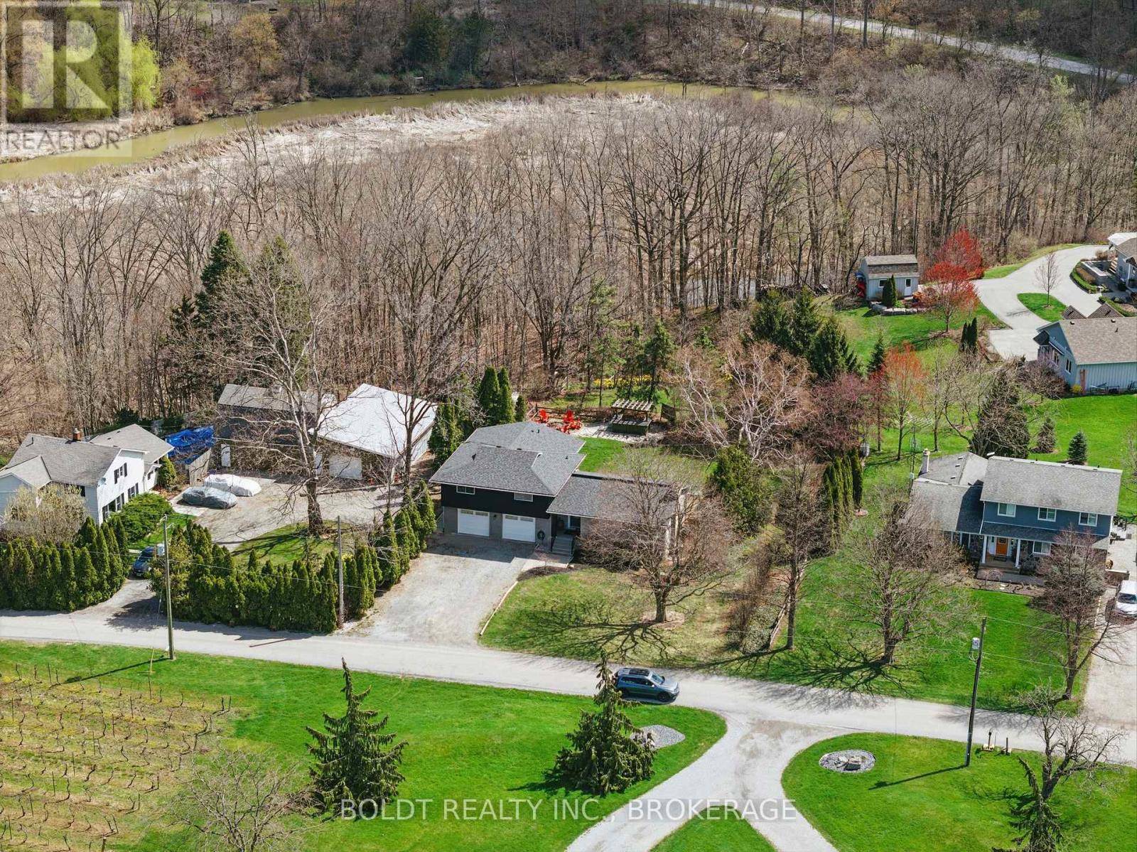 Lincoln (lincoln-jordan/vineland), ON L2R6P9,4127 NINTH STREET