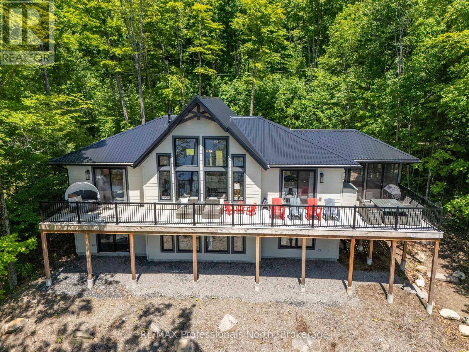 Lake Of Bays (ridout), ON P0B0A3,1073 WATSON ROAD