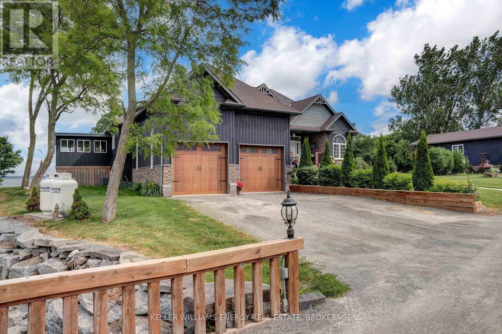 Prince Edward County (sophiasburg Ward), ON K0K1W0,516 ALLISON ROAD