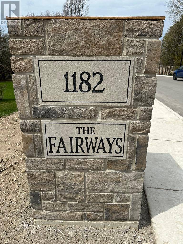 Kincardine, ON N2Z1G4,1182 Queen ST #32