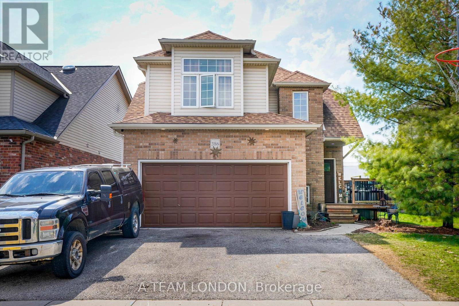 Woodstock (woodstock - South), ON N4V0B3,386 CHAMPLAIN AVENUE