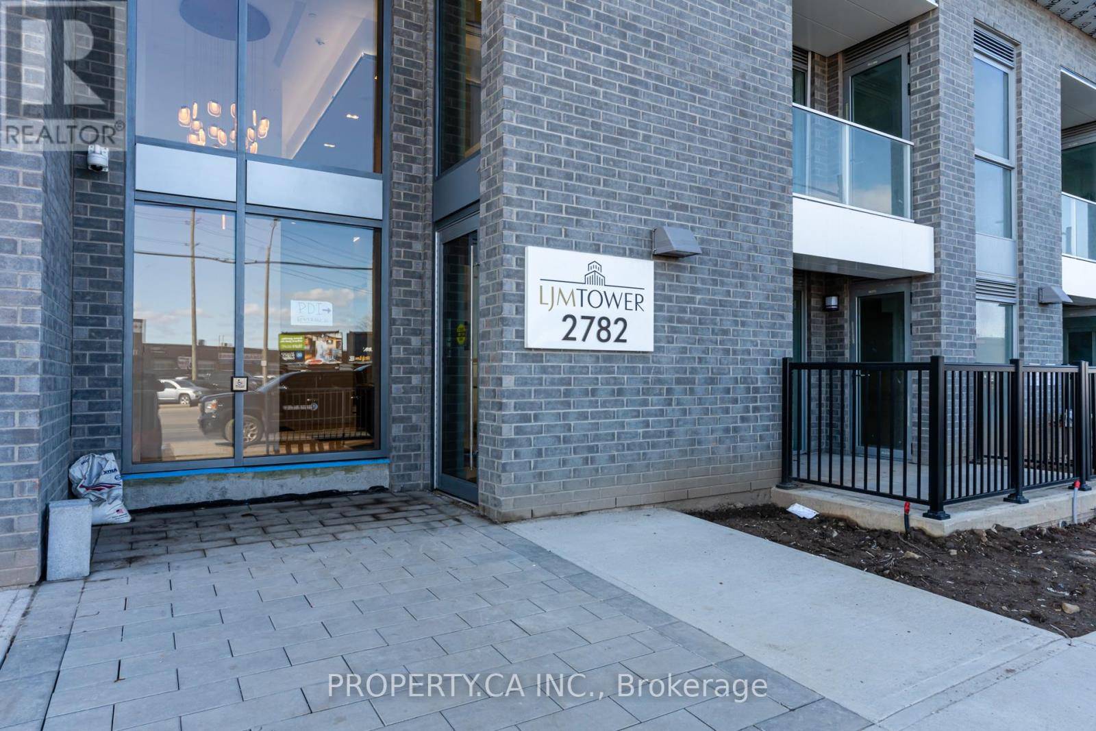 Hamilton (riverdale), ON L8E2J8,2782 Barton ST East #613