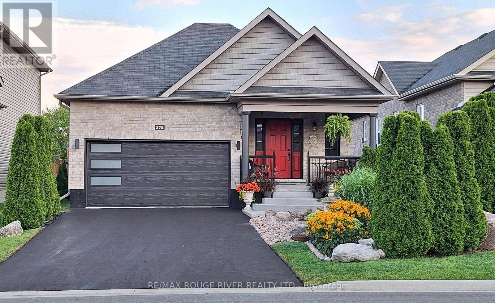 Cobourg, ON K9A0K4,378 LONSBERRY DRIVE