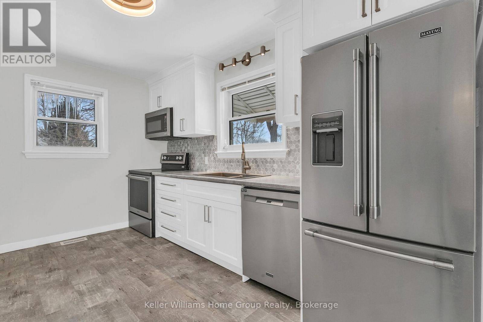 Woodstock (woodstock - North), ON N4S7J5,286 BROMPTON AVENUE