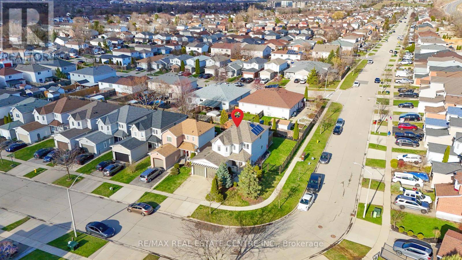 Cambridge, ON N1P1H9,118 LANGLAW DRIVE