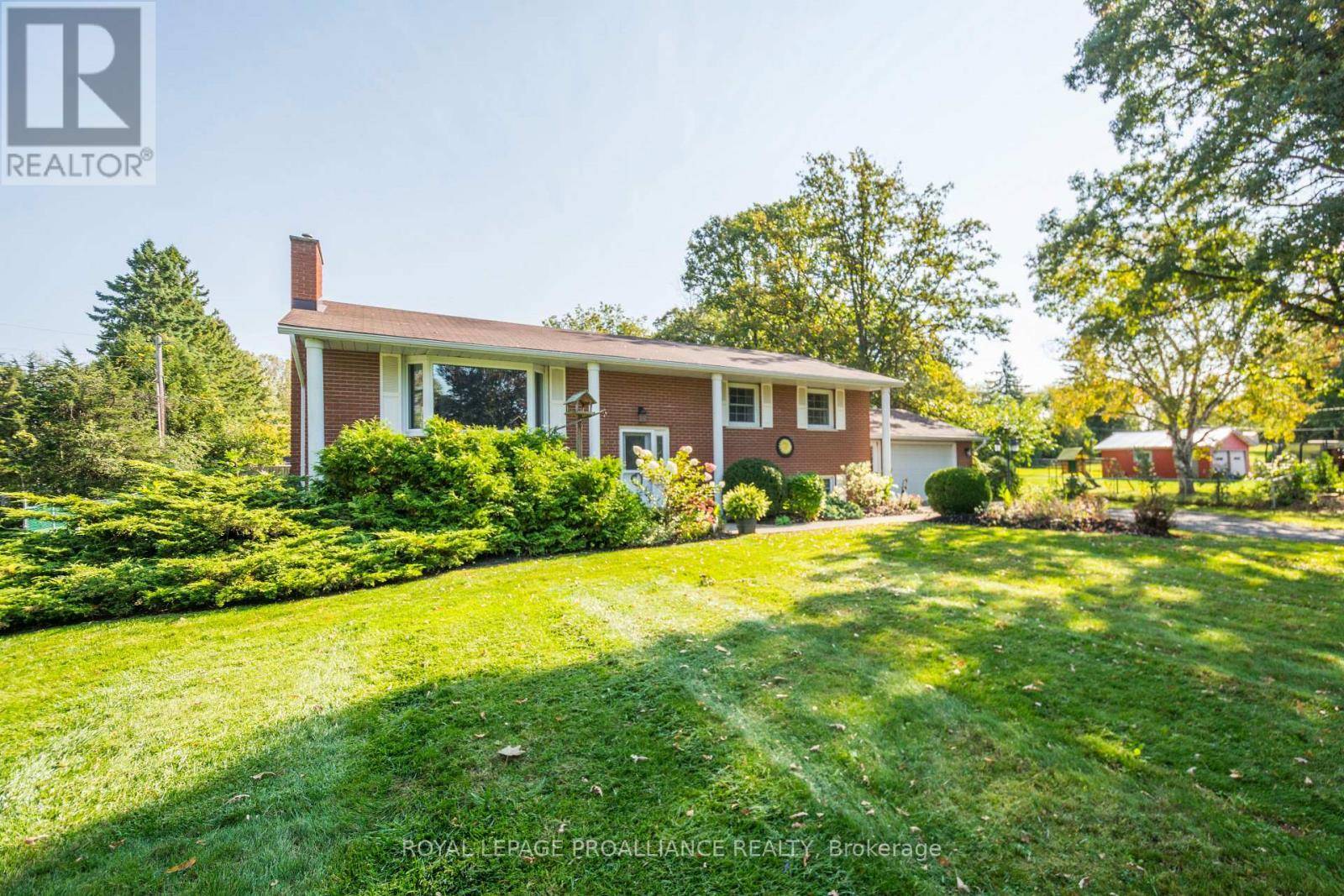 Quinte West (murray Ward), ON K8V5P4,63 FAIRLAWN ROAD