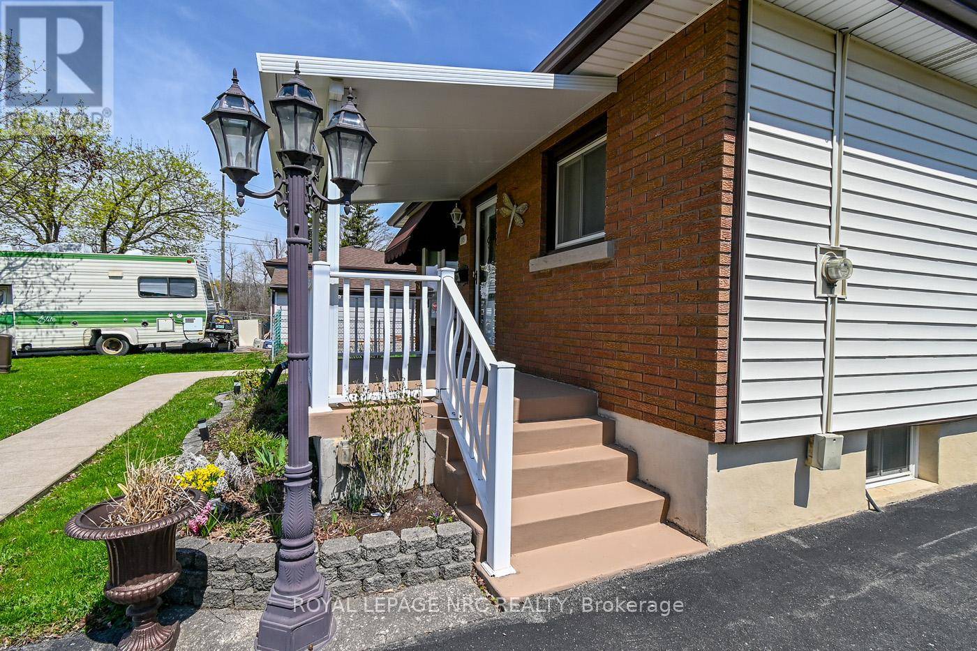 Welland (broadway), ON L3C2P8,15 KILGOUR AVENUE