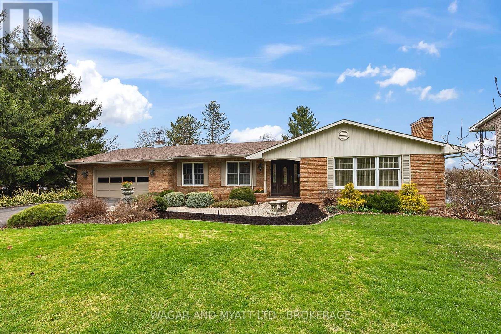 Greater Napanee (greater Napanee), ON K7R3H3,99 RIVER ROAD