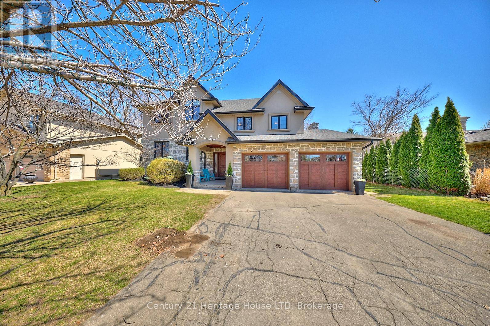 St. Catharines (martindale Pond), ON L2N4S3,41 ROYAL HENLEY BOULEVARD