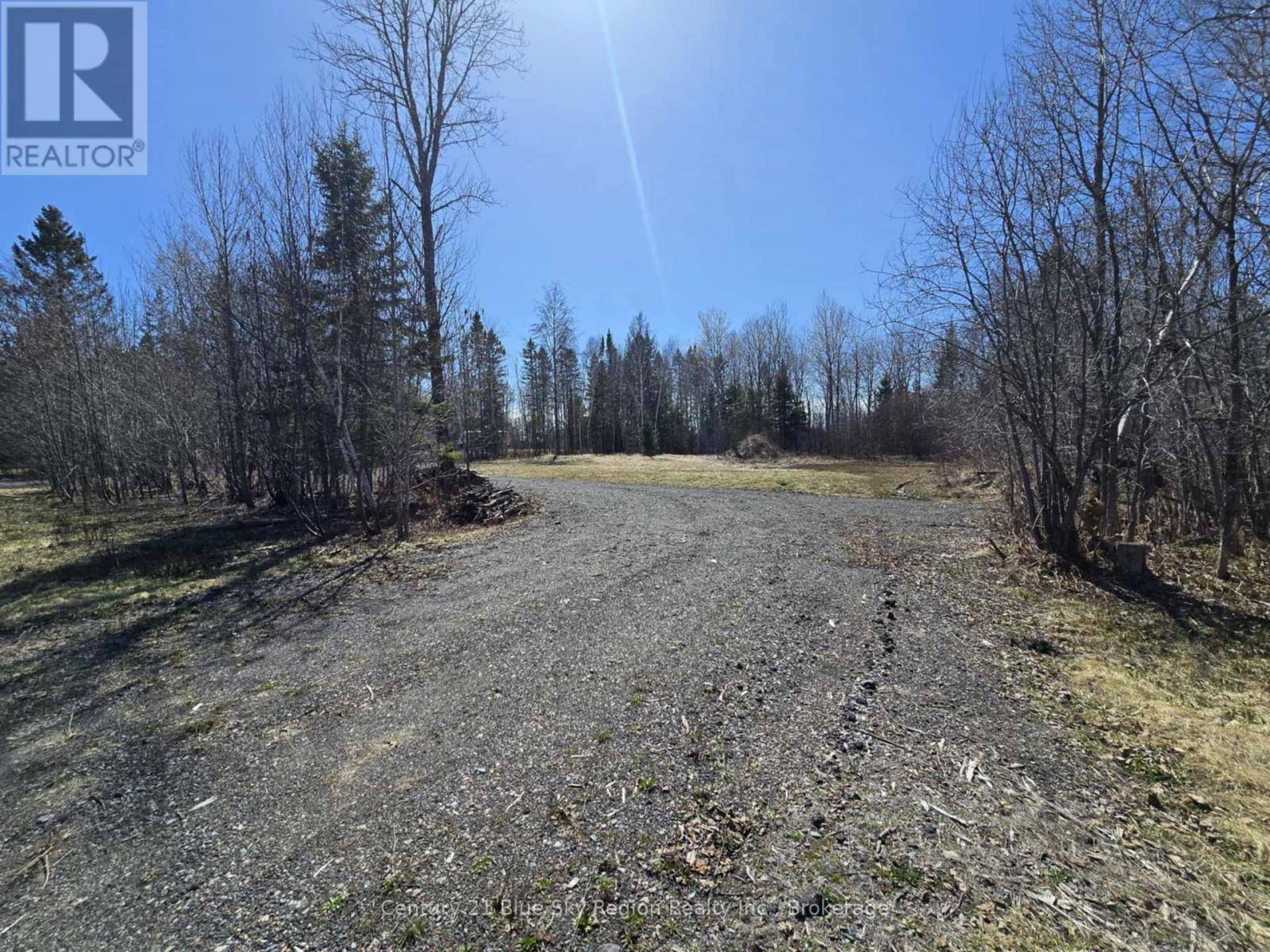 West Nipissing (sturgeon Falls), ON P2B2K5,809 EVANSVILLE DRIVE