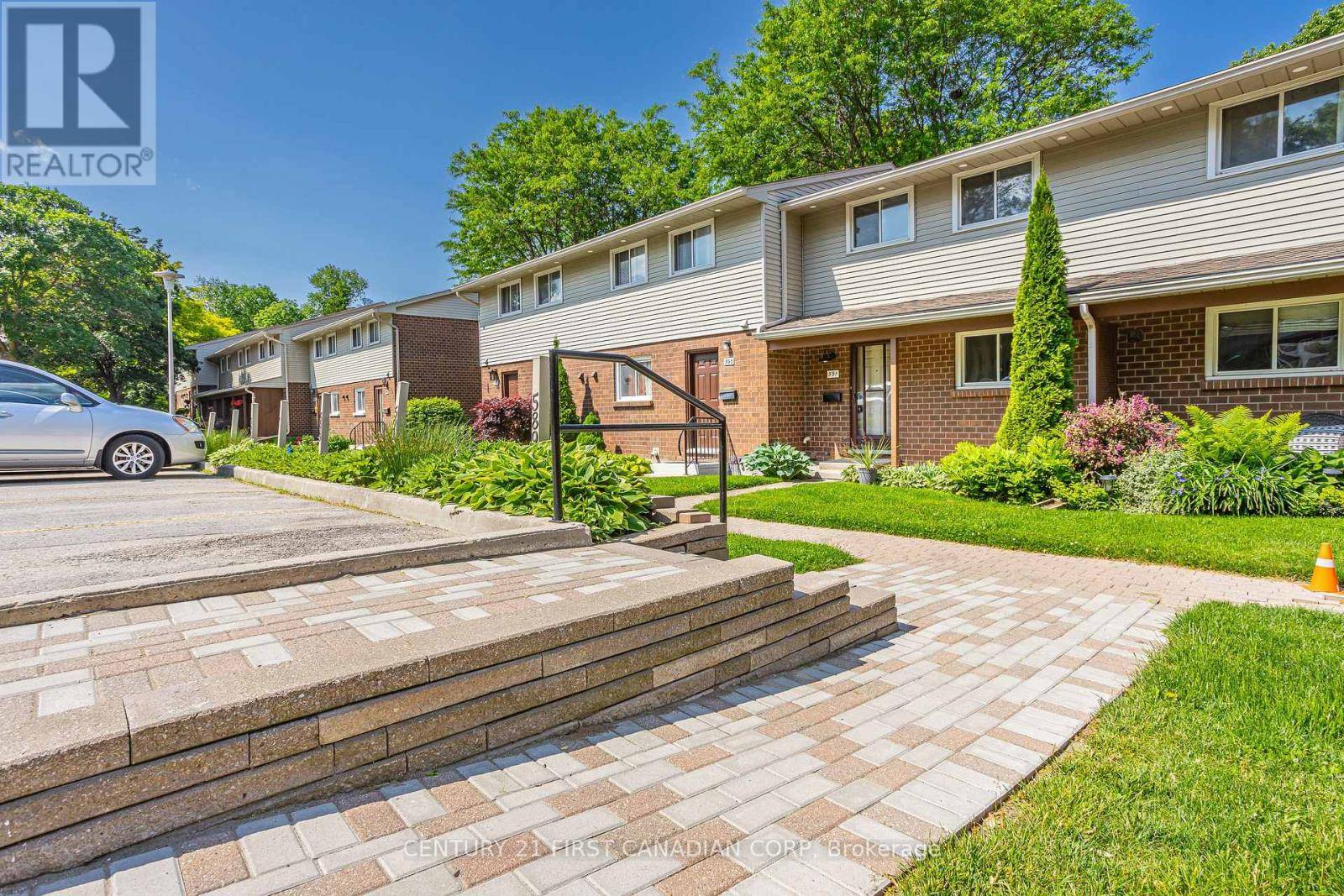 London South (south K), ON N6K2S5,591 Griffith ST #13