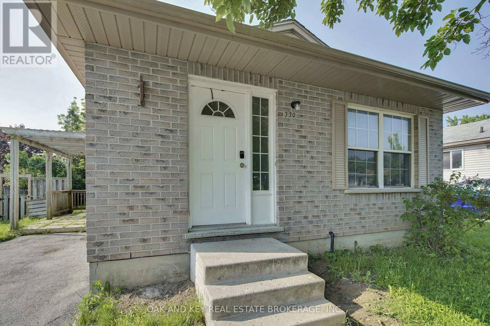 London East (east D), ON N5V4Y6,330 FLEMING DRIVE