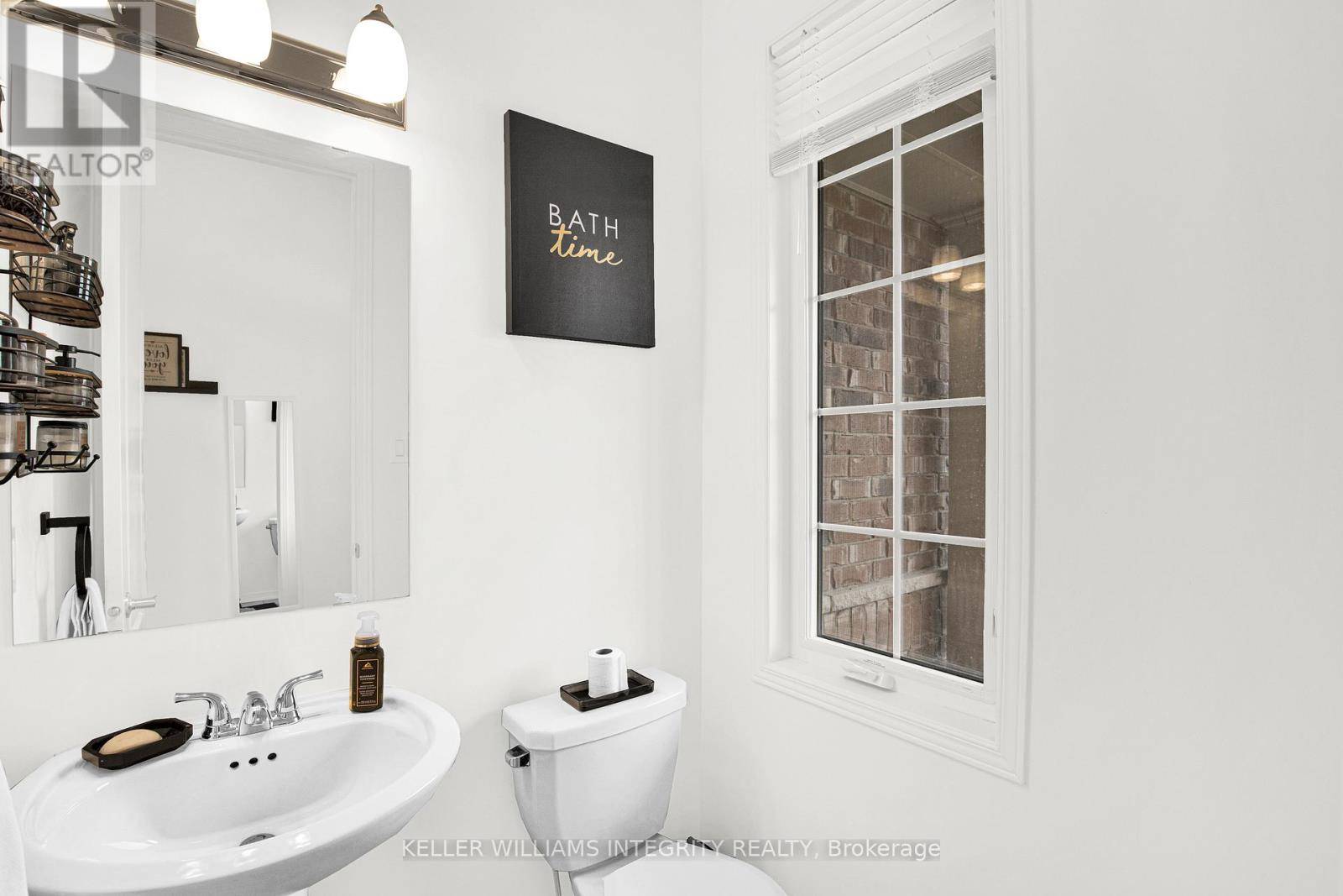 Ottawa, ON K1W0L8,509 TULIP TREE WAY