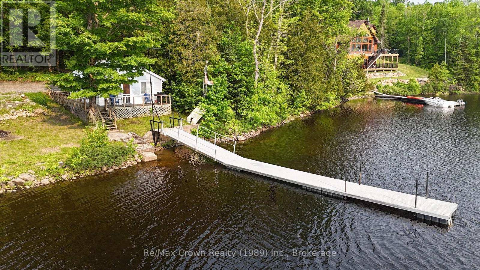 Parry Sound Remote Area (restoule), ON P0H2R0,17 RIVERVIEW LANE