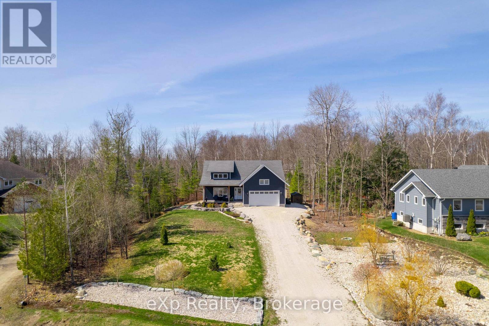 South Bruce Peninsula, ON N0H2G0,94 BIRCH STREET