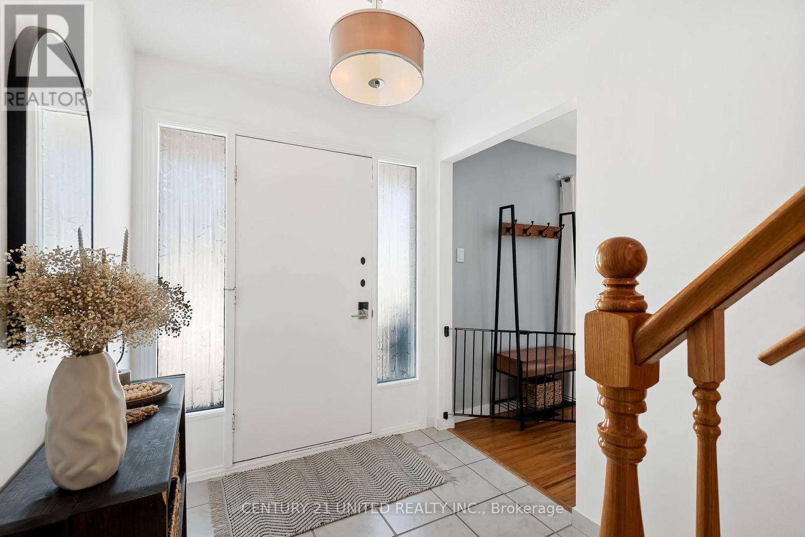 Peterborough West (north), ON K9J7R5,789 PARKHILL ROAD W