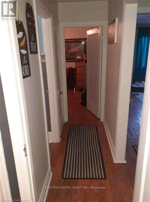 Hamilton (stoney Creek), ON L8E5L8,793 BARTON STREET
