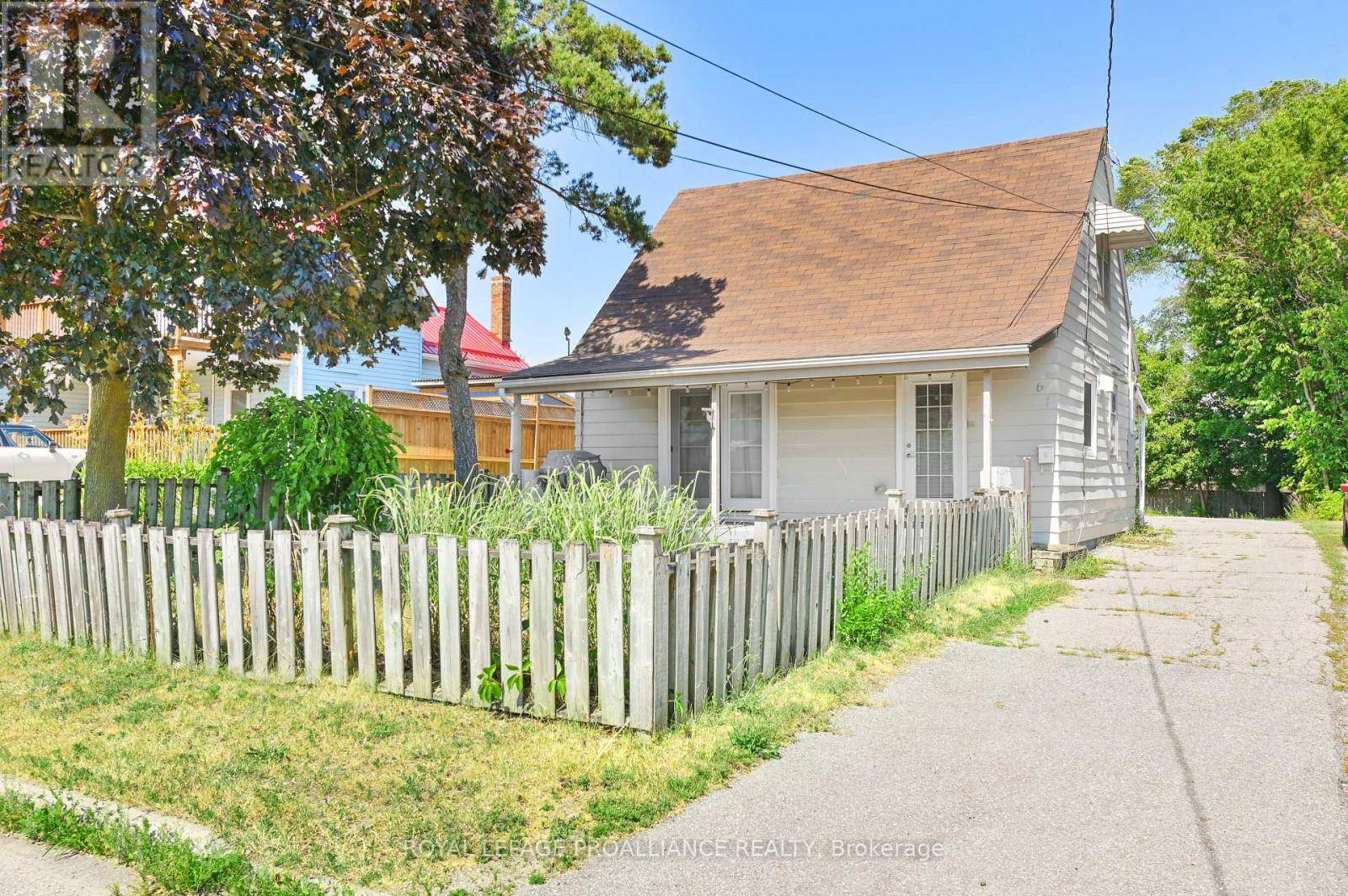 Quinte West (trenton Ward), ON K8V4L7,61 DELANEY STREET
