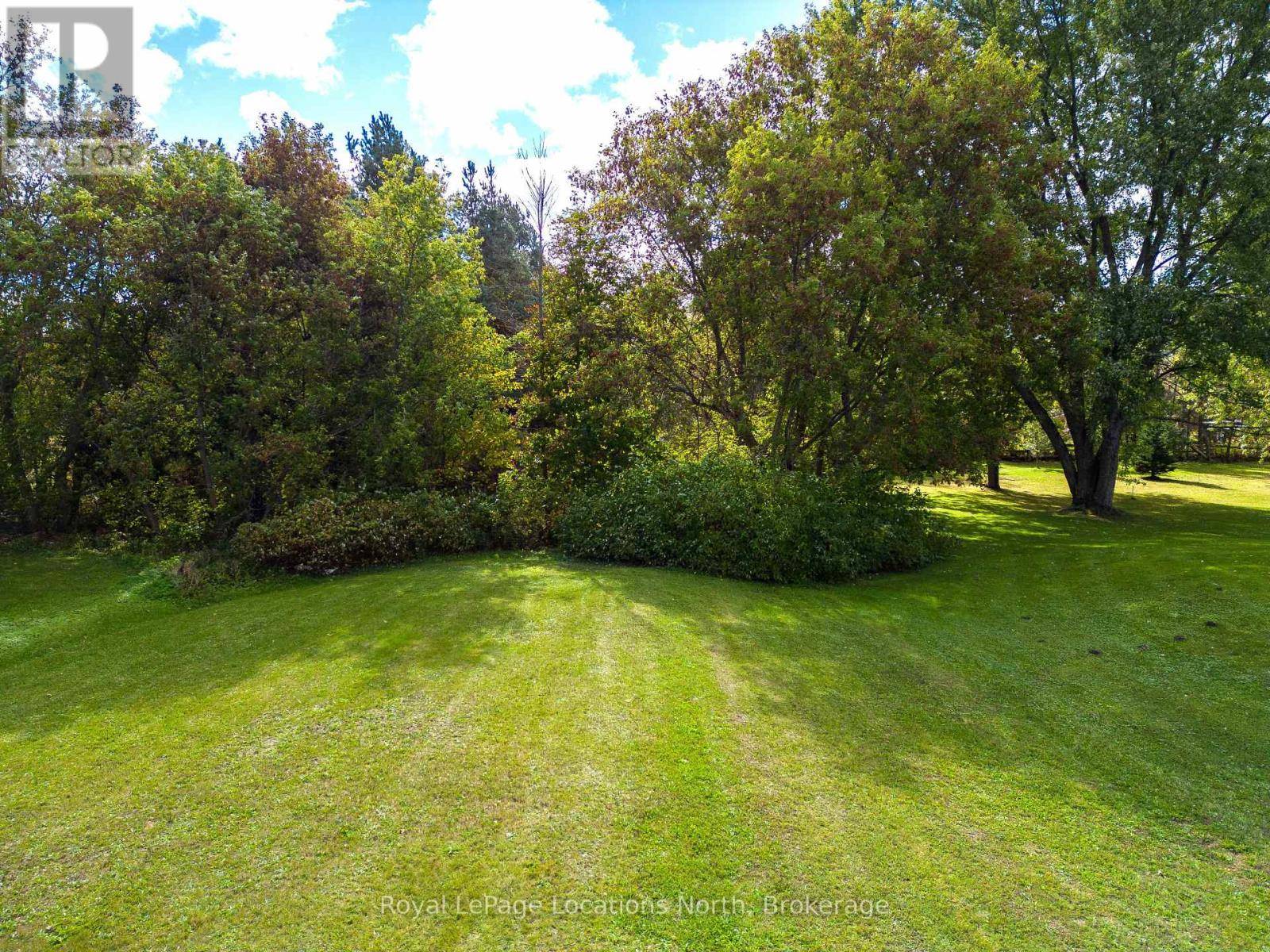 South Bruce Peninsula, ON N0H1P0,203 QUEEN STREET W
