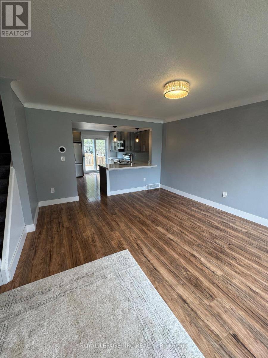 St. Catharines (rykert/vansickle), ON L2S2T8,131 LOUTH STREET