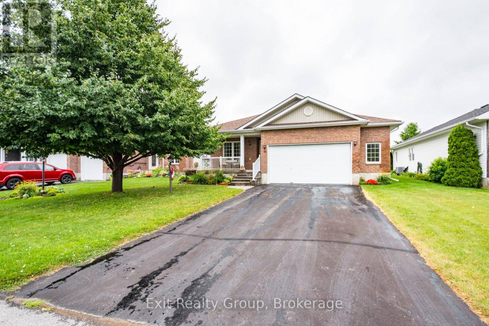 Prince Edward County (wellington), ON K0K3L0,30 ALETHA DRIVE