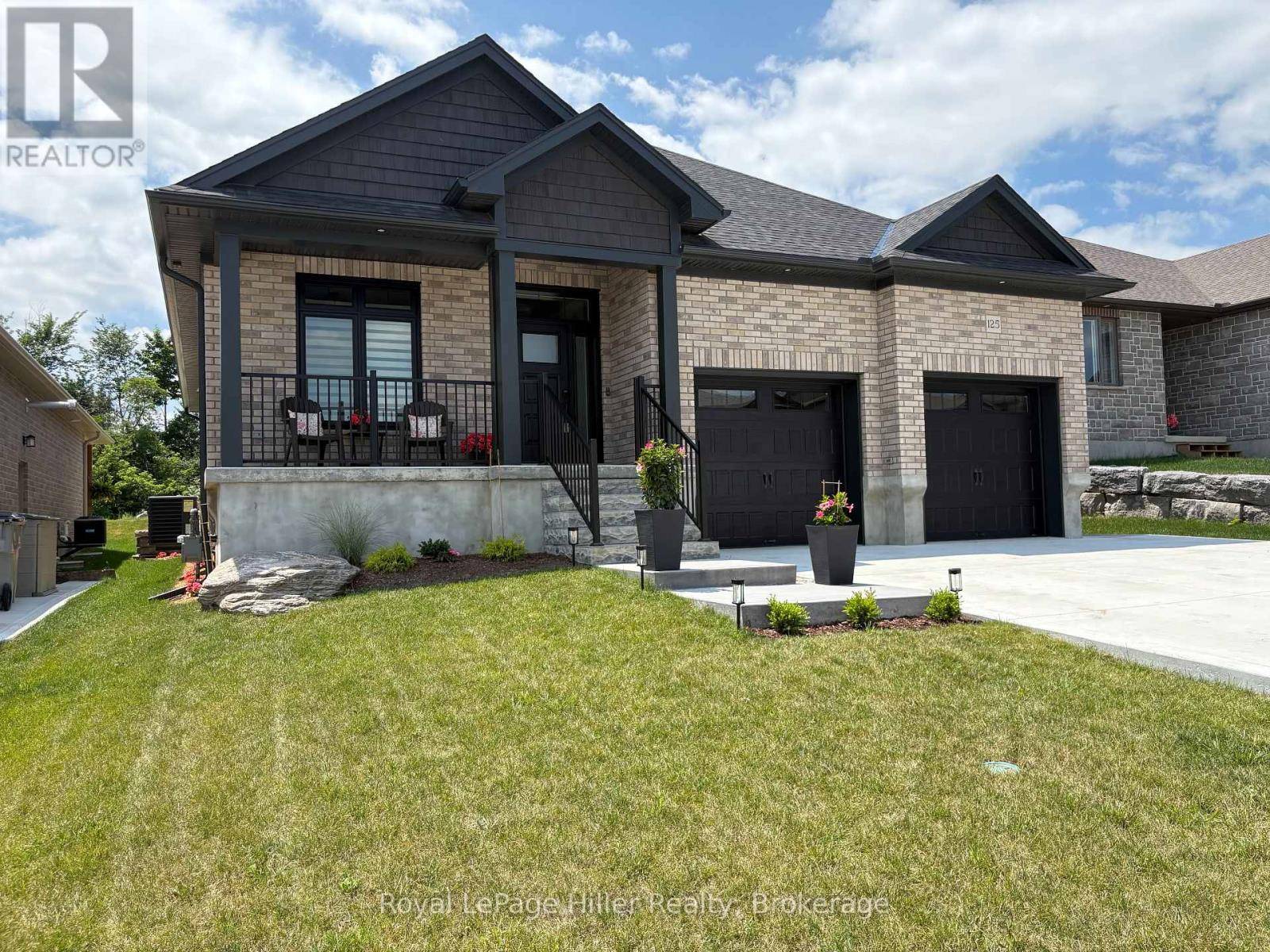 Perth East (milverton), ON N0K1M0,125 PUGH STREET E