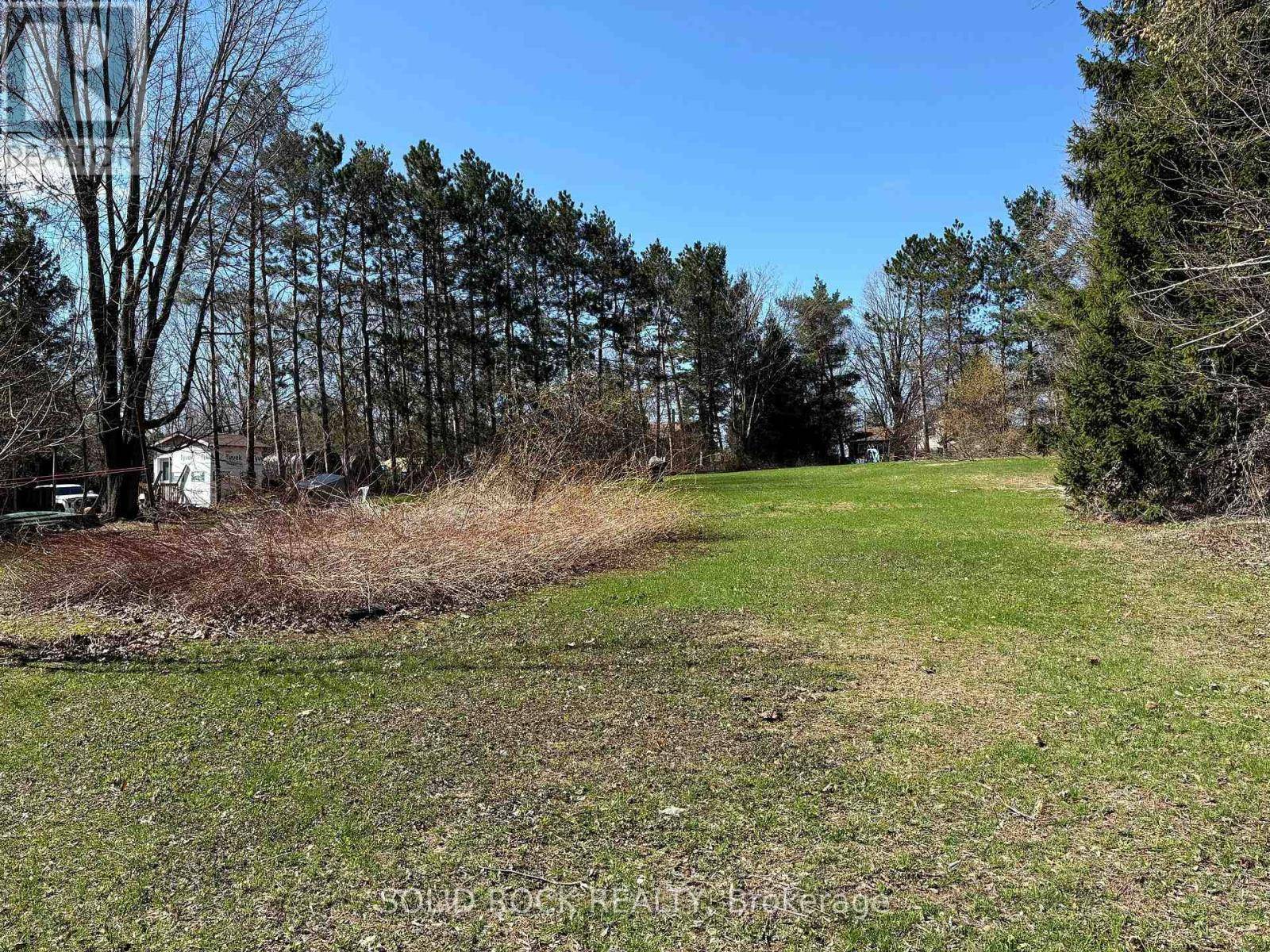 Ottawa, ON K4P1N3,1368-1370 MEADOW DRIVE