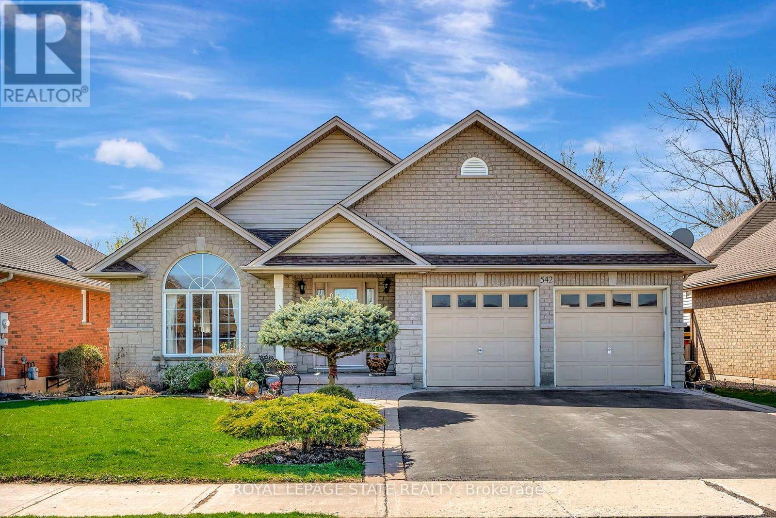 Hamilton (ancaster), ON L9G3L5,542 JERSEYVILLE ROAD W