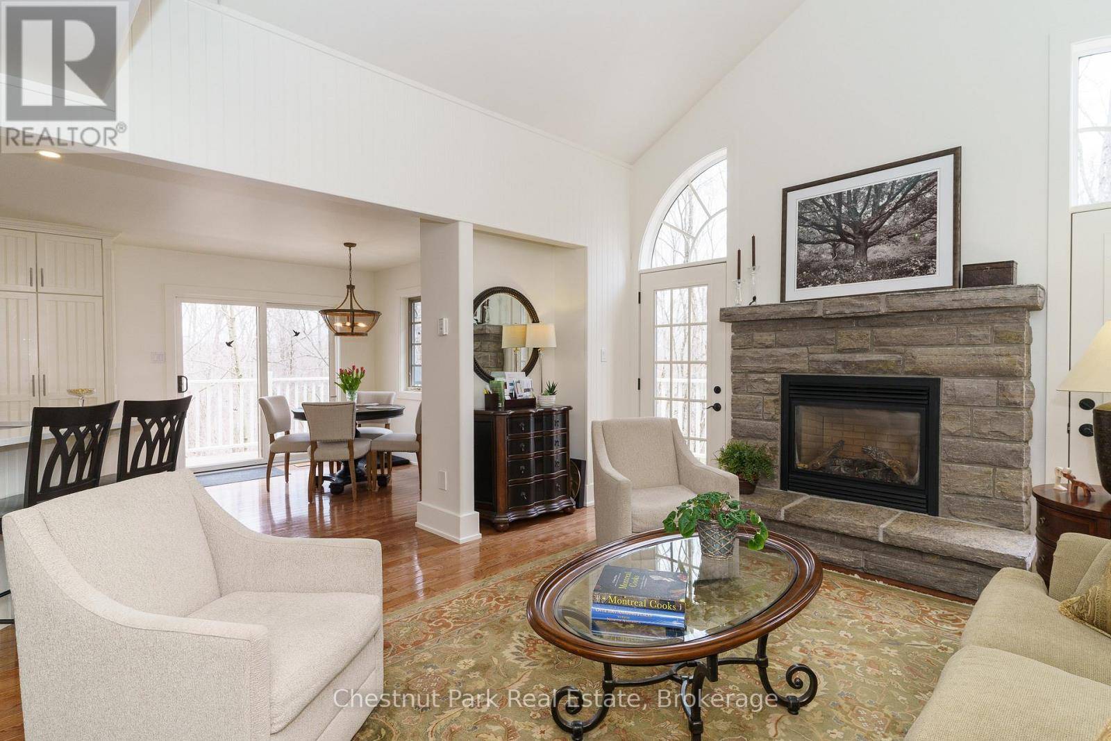 Muskoka Lakes (medora), ON P0B1J0,48 ESTATE DRIVE