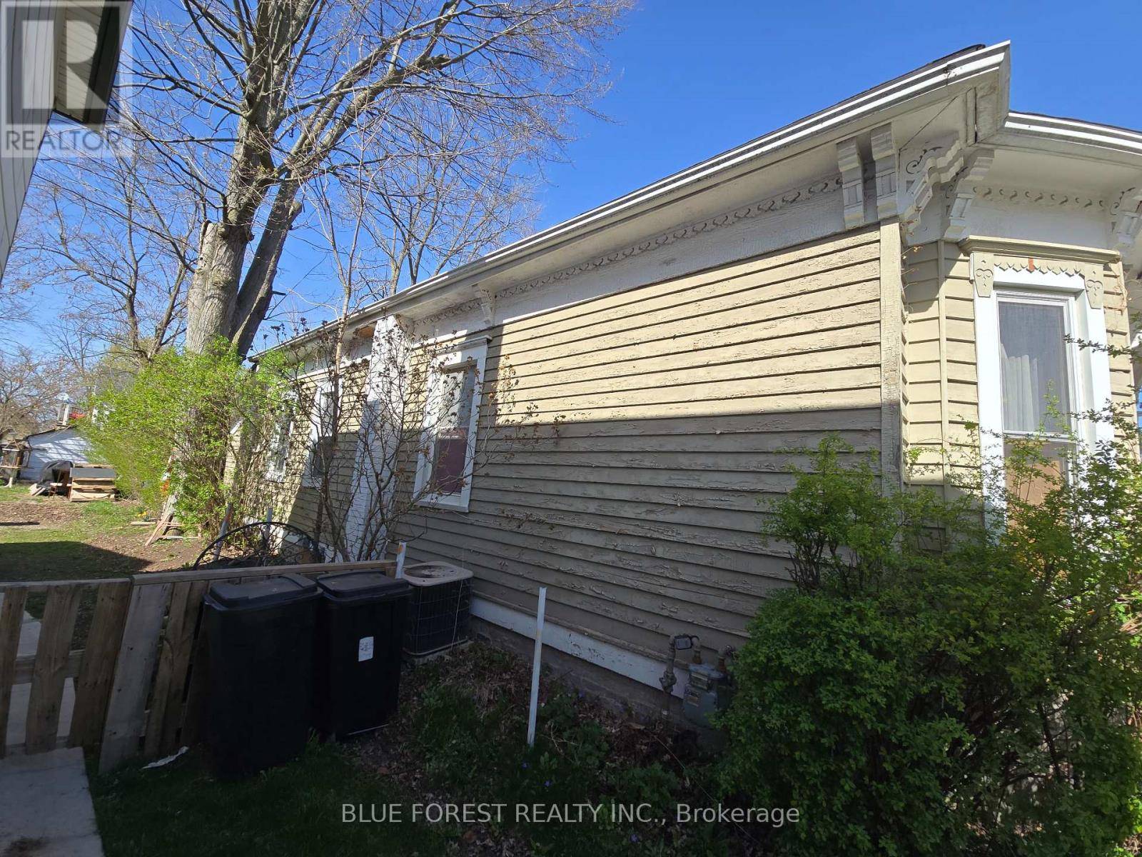 St. Thomas, ON N5P1K1,17 SCOTT STREET